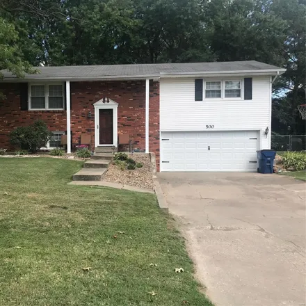 Buy this 3 bed house on 500 Country Club Drive in Scott City, Scott County