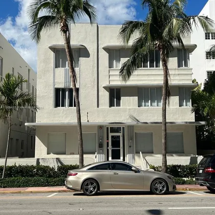 Rent this 1 bed apartment on 3700 Collins Avenue in Miami Beach, FL 33140