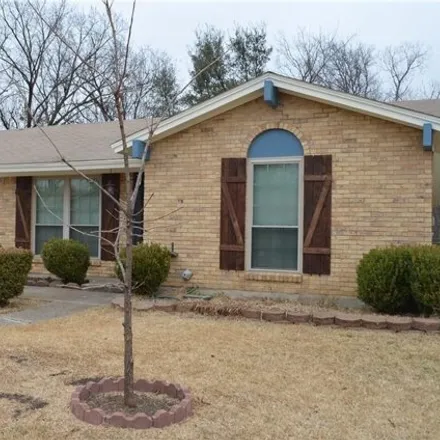Buy this 3 bed house on 6076 Dunson Drive in Watauga, TX 76148