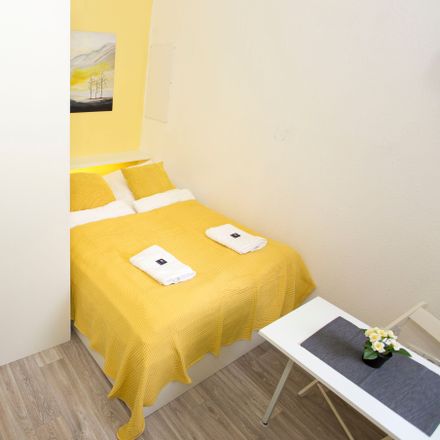 Rent this 1 bed apartment on Johann-Daniel-Preißler Schule in Preißlerstraße 6, 90429 Nuremberg