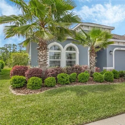Buy this 3 bed house on 17128 Goldcrest Loop in Clermont, FL