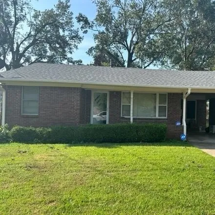 Buy this 2 bed house on 115 Sharon Street in Lonoke, AR 72086
