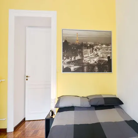 Rent this 4 bed room on Via San Secondo in 101, 10128 Turin Torino