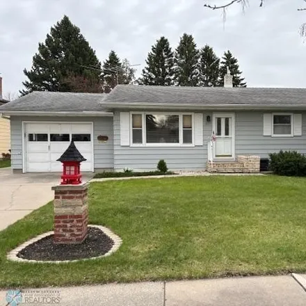Buy this 4 bed house on 1263 25th Avenue South in Moorhead, MN 56560