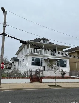 Rent this 3 bed apartment on 418 Laurelton Boulevard in City of Long Beach, NY 11561