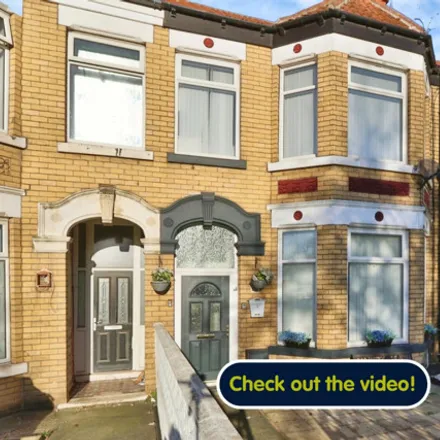 Buy this 4 bed townhouse on Holderness Road in Hull, HU8 9AJ