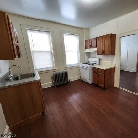 Image 7 - 1769 South Wood Avenue, Linden, NJ 07036, USA - Apartment for rent