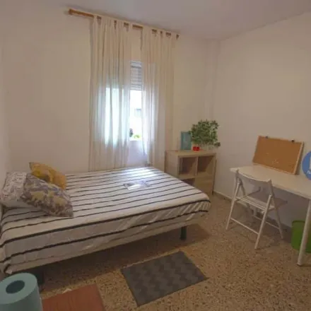 Rent this 1 bed apartment on Carrer del Mestre Valls in 46022 Valencia, Spain