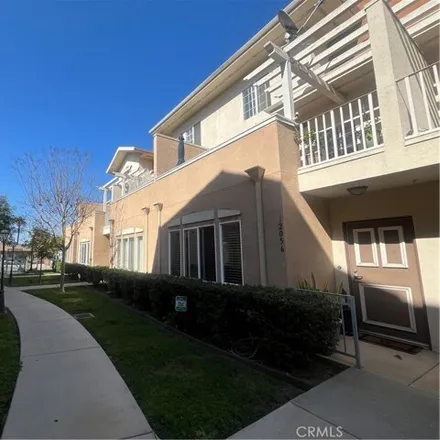 Image 1 - 278 West 120th Street, Los Angeles, CA 90061, USA - Condo for sale