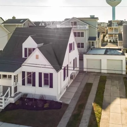 Image 2 - 20 32nd Avenue, Longport, Atlantic County, NJ 08403, USA - House for rent