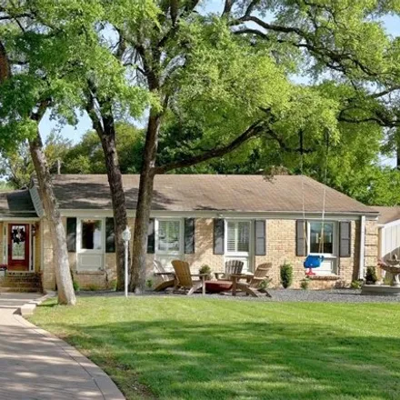 Buy this 3 bed house on 3018 Perry Lane in Austin, TX 73301