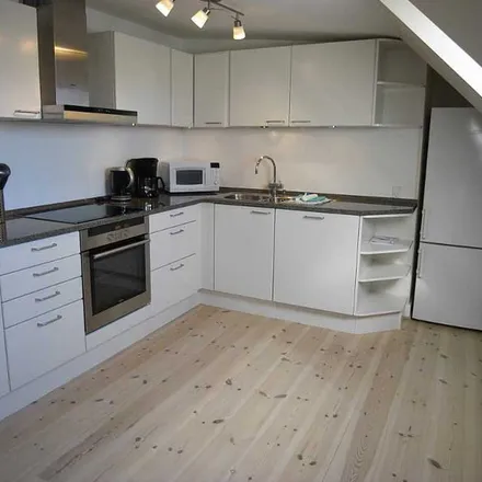 Rent this 2 bed apartment on Lille Strandvej in Strandvejen, 2900 Hellerup