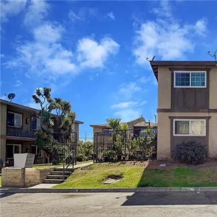 Image 3 - 17431 Koledo Lane, Liberty Park, Huntington Beach, CA 92647, USA - House for sale