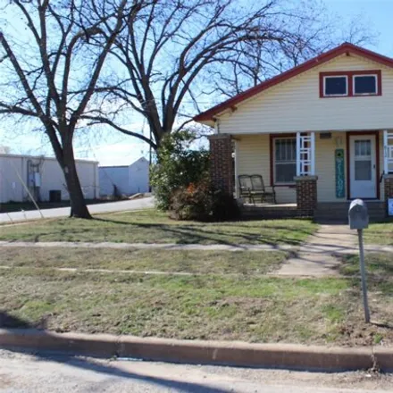 Buy this 3 bed house on 812 South Concho Street in Coleman, TX 76834