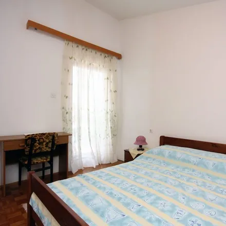 Image 4 - 22240 Tisno, Croatia - Apartment for rent
