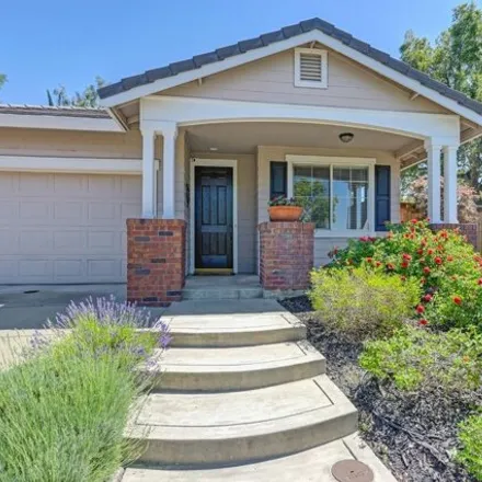 Buy this 4 bed house on 712 Tamarindo Way in Roseville, CA 95678