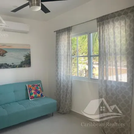 Buy this studio house on Avenida Acanceh in Smz 11, 77504 Cancún