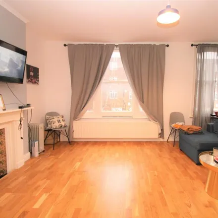 Rent this 1 bed apartment on 62 Heathfield Road in London, CR0 1EW