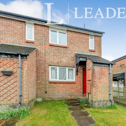 Rent this 2 bed house on William Morris Way in Broadfield, RH11 9TA