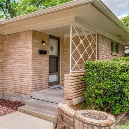 Image 3 - 2733 Whitewood Drive, Dallas, TX 75233, USA - House for rent