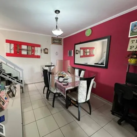 Buy this 3 bed apartment on Rua Antônio Elias Rodrigues in Pimentas, Guarulhos - SP
