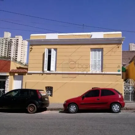 Rent this 6 bed house on Rua Prudente de Moraes in Jundiaí, Jundiaí - SP