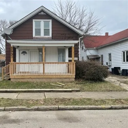 Buy this 3 bed house on 3029 Maple Street in Erie, PA 16508