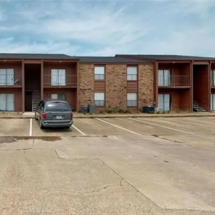 Rent this 1 bed condo on 943 University Oaks Boulevard in College Station, TX 77840