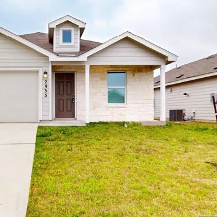 Image 1 - 2935 Whinchat, New Braunfels, Texas, 78130 - House for rent
