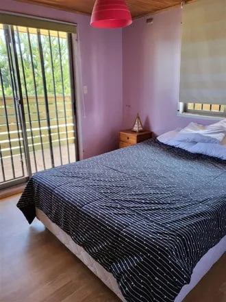 Buy this 5 bed house on Parvulo Los Claveles Algarrobo in Los Geranios 950, 271 1703 Algarrobo