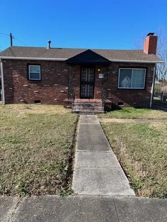 Rent this 2 bed house on 202 Woodstock Street in Portsmouth, VA 23701