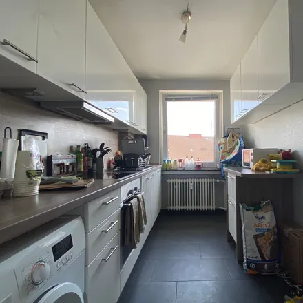 Rent this 4 bed apartment on Letterstraße 4a in 30419 Hanover, Germany