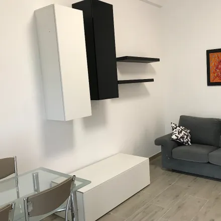 Rent this 2 bed apartment on Istituto Professionale Via Domizia Lucilla in Via Cesare Lombroso, 118