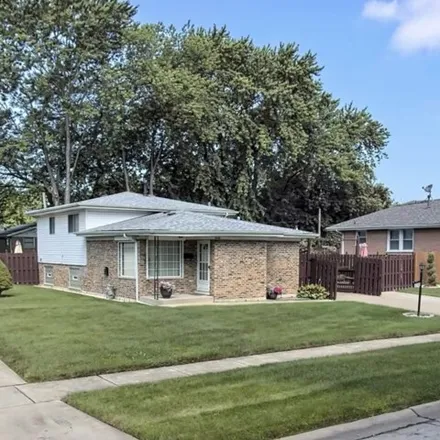 Buy this 3 bed house on 16422 Brockton Lane in Oak Forest, IL 60452