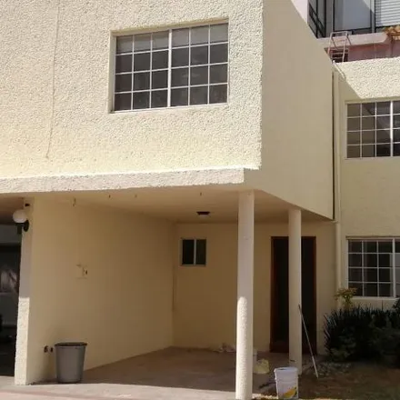 Rent this 3 bed house on SpeeDee Universidad in Avenida Coyoacán 1925, Colonia Del Valle Sur