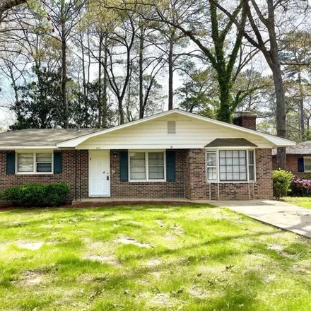 Rent this 4 bed house on 235 Cohen Court in Warner Robins, GA 31088