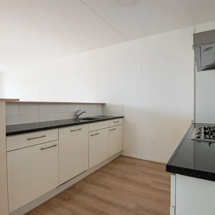 Rent this 4 bed apartment on Koningin Emmastraat 200 in 4205 BM Gorinchem, Netherlands