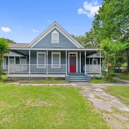 Buy this 3 bed house on 4203 Pascagoula Street in Pascagoula, MS 39567
