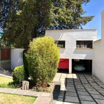 Buy this 6 bed house on Farmacia Guadalajara in Ciclovía Villada, 50000 Toluca