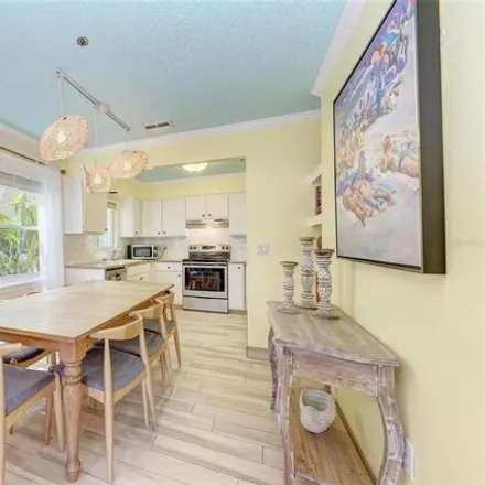 Image 4 - 359 Canal Road, Siesta Key, FL 34242, USA - House for sale