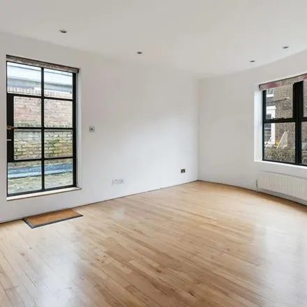 Rent this 5 bed apartment on 33 Murray Mews in London, NW1 9RH