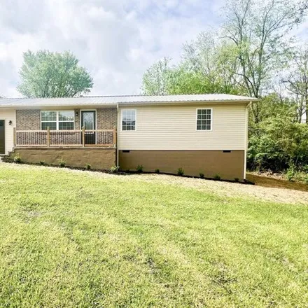 Buy this 3 bed house on 763 Hillcrest Drive in Hillcrest, Crossville