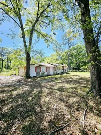 Buy this studio house on 176 Dewitt Avenue in Satsuma, Mobile County