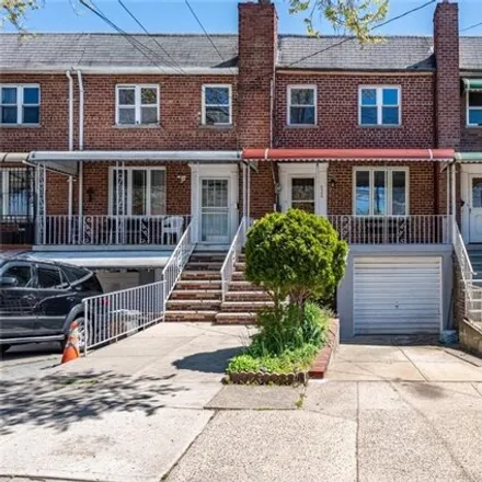 Buy this 3 bed house on 2720 Fenton Avenue in New York, NY 10469