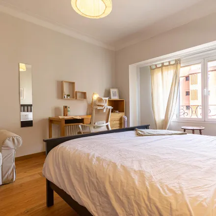Rent this 6 bed room on Ronda del General Mitre in 216, 08006 Barcelona
