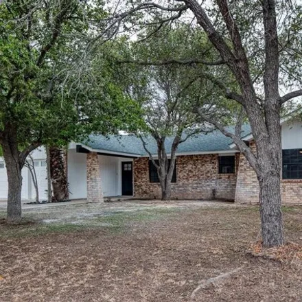 Image 3 - 138 Glendale Drive, Del Rio, TX 78840, USA - House for sale