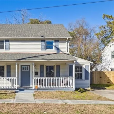 Buy this 3 bed house on 9 Aylwin Road in Portsmouth, VA 23702