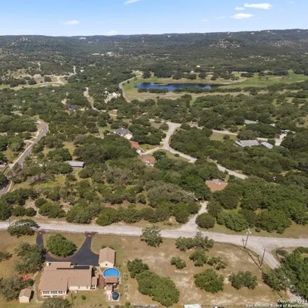 Image 4 - 215 Golden Oaks, Helotes, TX 78023, USA - House for sale