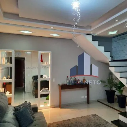 Buy this 3 bed house on Rua Hélio Depieri in Jardim Guapituba, Mauá - SP