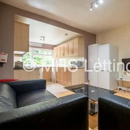 Rent this 6 bed duplex on Trenic Drive in Leeds, LS6 3DJ